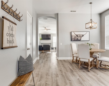 3607 Canyon View Court - Photo Thumbnail 6