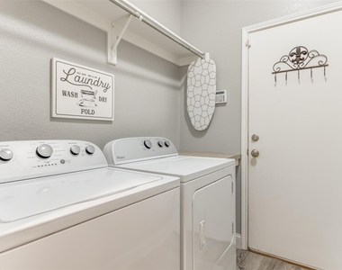 3607 Canyon View Court - Photo Thumbnail 29