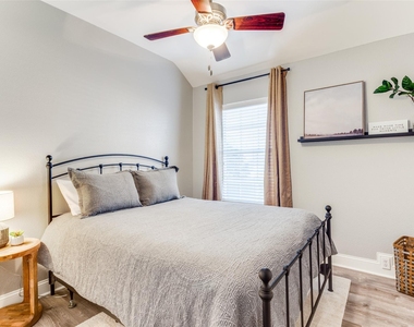 3607 Canyon View Court - Photo Thumbnail 27