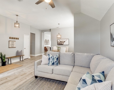 3607 Canyon View Court - Photo Thumbnail 10