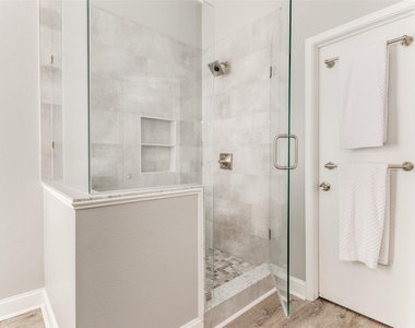 3607 Canyon View Court - Photo Thumbnail 24