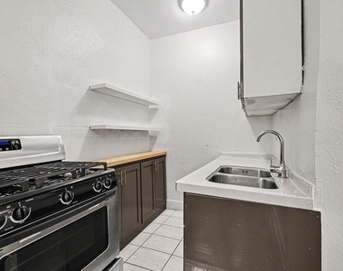 917 N Haskell Avenue - Photo Thumbnail 9