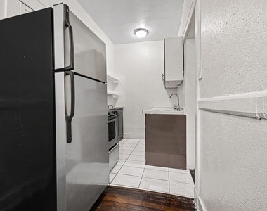 917 N Haskell Avenue - Photo Thumbnail 7