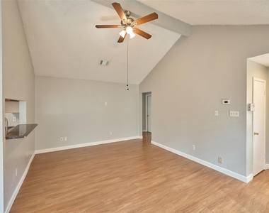 16151 Barbarossa Drive - Photo Thumbnail 10