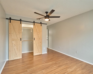 16151 Barbarossa Drive - Photo Thumbnail 20