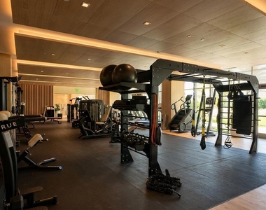 220 Lake Shore Drive - Photo Thumbnail 14