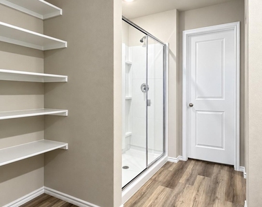 2721 Flowers Drive - Photo Thumbnail 8