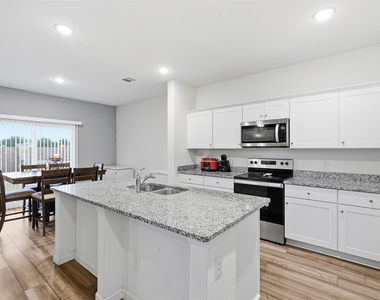 10345 Jameson Lane - Photo Thumbnail 4