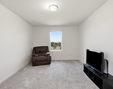 10345 Jameson Lane - Photo Thumbnail 15