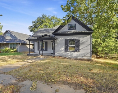 605 E Woodard Street - Photo Thumbnail 2