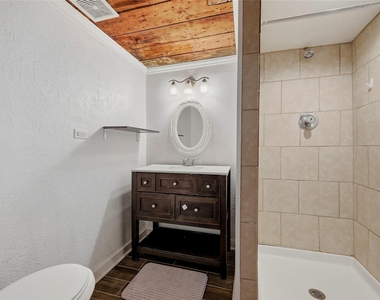 605 E Woodard Street - Photo Thumbnail 11