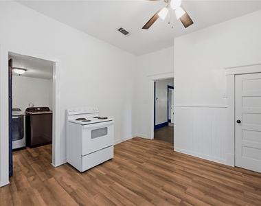 605 E Woodard Street - Photo Thumbnail 15
