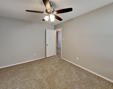 1709 Ryanfeld Drive - Photo Thumbnail 14