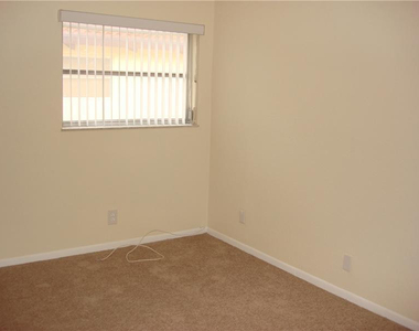 8840 Nw 30th Street - Photo Thumbnail 25
