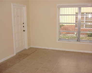 8840 Nw 30th Street - Photo Thumbnail 6