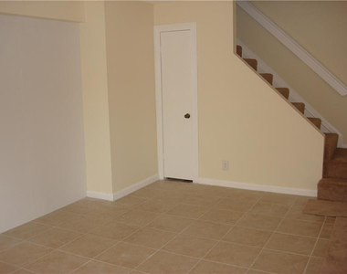 8840 Nw 30th Street - Photo Thumbnail 4
