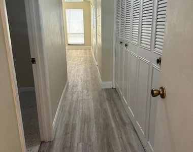 1651 Se 8th Street - Photo Thumbnail 6