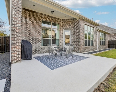 1036 Windy Hill Lane - Photo Thumbnail 30