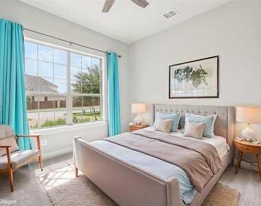 1036 Windy Hill Lane - Photo Thumbnail 15