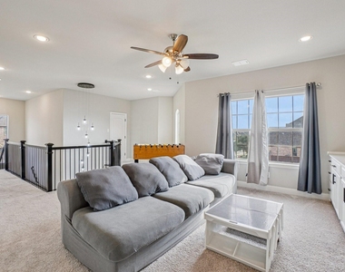 1036 Windy Hill Lane - Photo Thumbnail 22