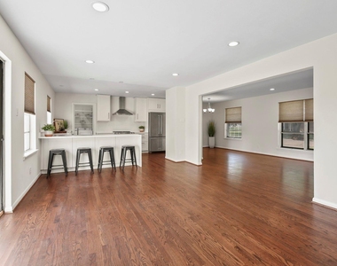 2422 Mockingbird Lane - Photo Thumbnail 1