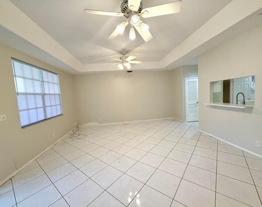 9678 Royal Palm Boulevard - Photo Thumbnail 2