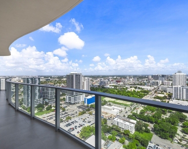 1400 Biscayne Boulevard - Photo Thumbnail 15