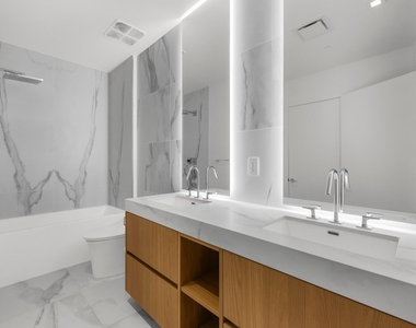 1400 Biscayne Boulevard - Photo Thumbnail 2