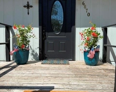 6870 Briar Road - Photo Thumbnail 1