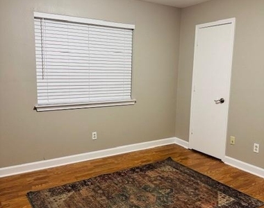 4722 Fallon Place - Photo Thumbnail 15