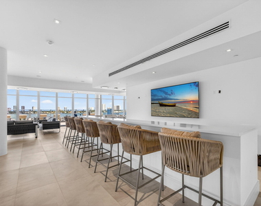 220 Lake Shore Drive - Photo Thumbnail 69