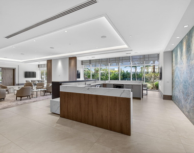 220 Lake Shore Drive - Photo Thumbnail 75