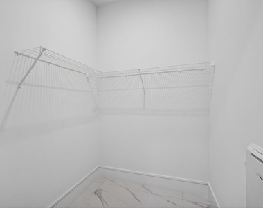 220 Lake Shore Drive - Photo Thumbnail 35