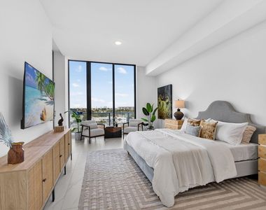 220 Lake Shore Drive - Photo Thumbnail 27