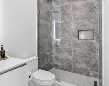 220 Lake Shore Drive - Photo Thumbnail 45