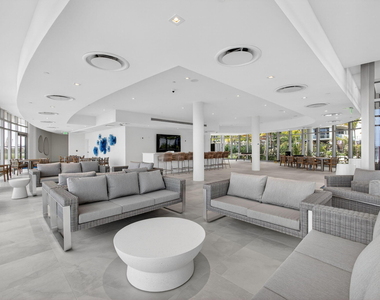 220 Lake Shore Drive - Photo Thumbnail 68