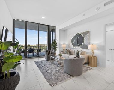 220 Lake Shore Drive - Photo Thumbnail 15