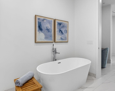 220 Lake Shore Drive - Photo Thumbnail 38