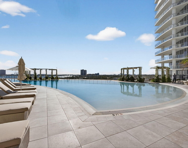 220 Lake Shore Drive - Photo Thumbnail 60