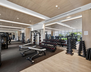 220 Lake Shore Drive - Photo Thumbnail 90
