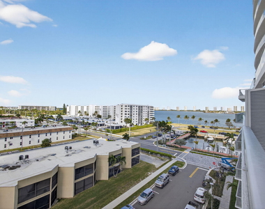 220 Lake Shore Drive - Photo Thumbnail 50