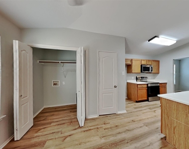 641 Mallard Drive - Photo Thumbnail 5