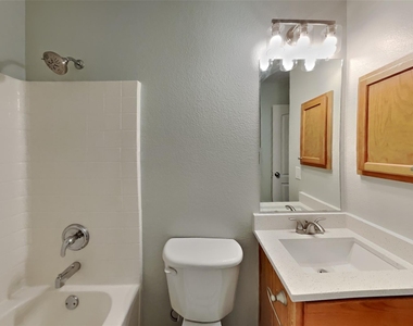 641 Mallard Drive - Photo Thumbnail 15
