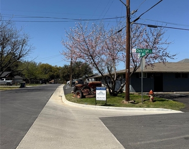 1705 Chris Craft Drive - Photo Thumbnail 11