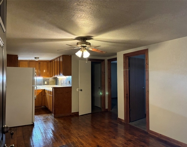 1705 Chris Craft Drive - Photo Thumbnail 2