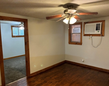 1705 Chris Craft Drive - Photo Thumbnail 4