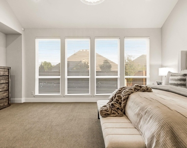 4511 Walnut Grove Lane - Photo Thumbnail 15