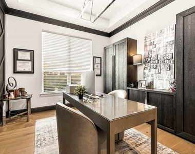 4511 Walnut Grove Lane - Photo Thumbnail 4