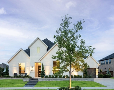 4511 Walnut Grove Lane - Photo Thumbnail 1
