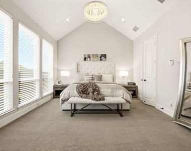 4511 Walnut Grove Lane - Photo Thumbnail 14